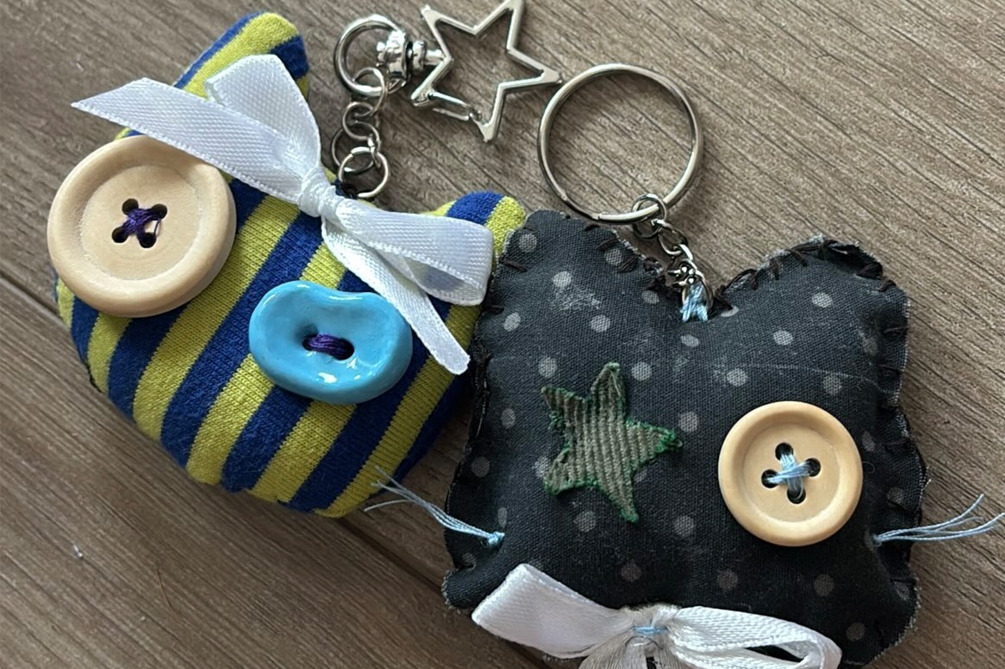 Handmade plush cat keychains